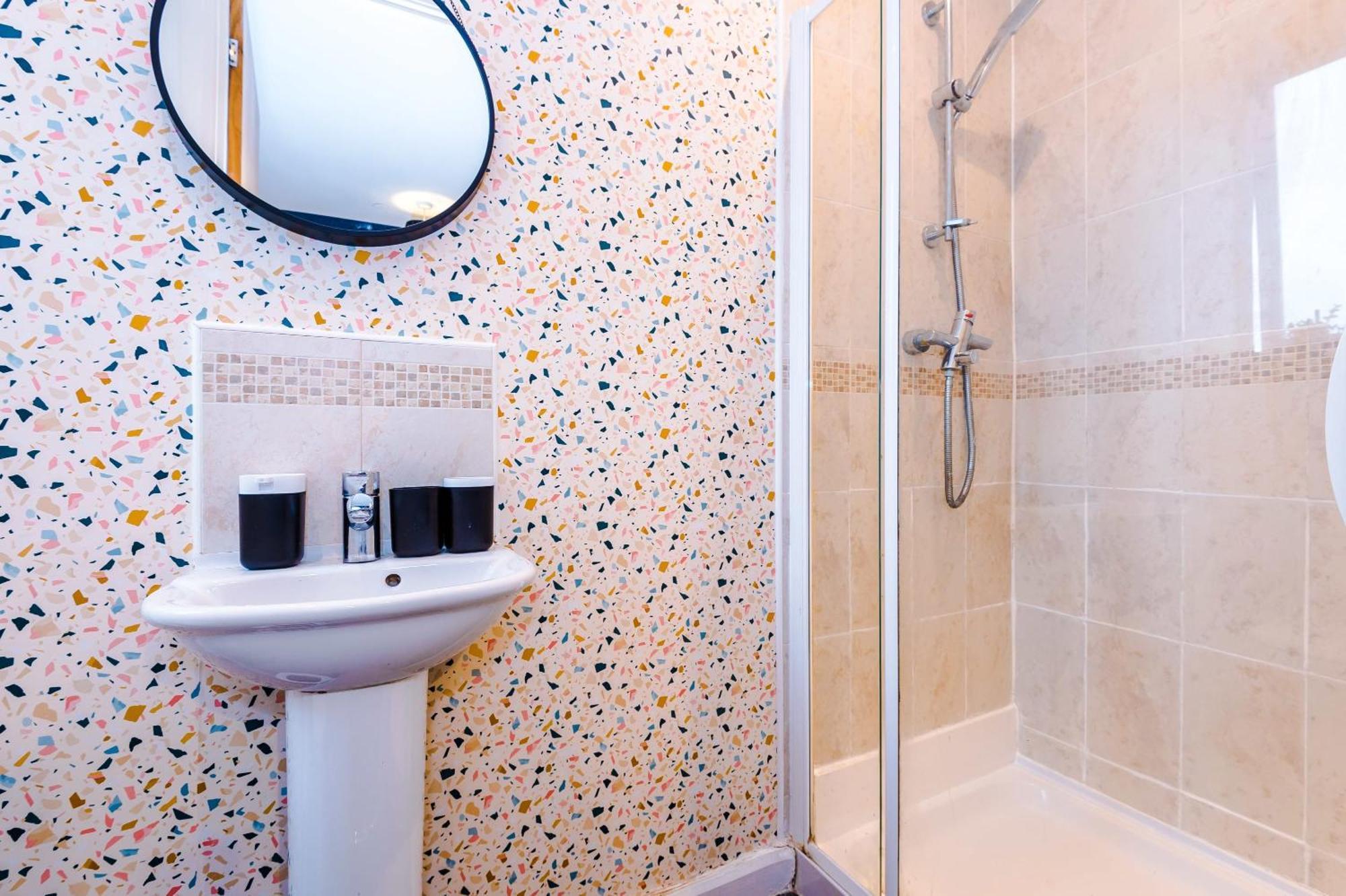 Willa Rest&Recharge At A Spacious Townhouse By The Etihad Manchester Zewnętrze zdjęcie
