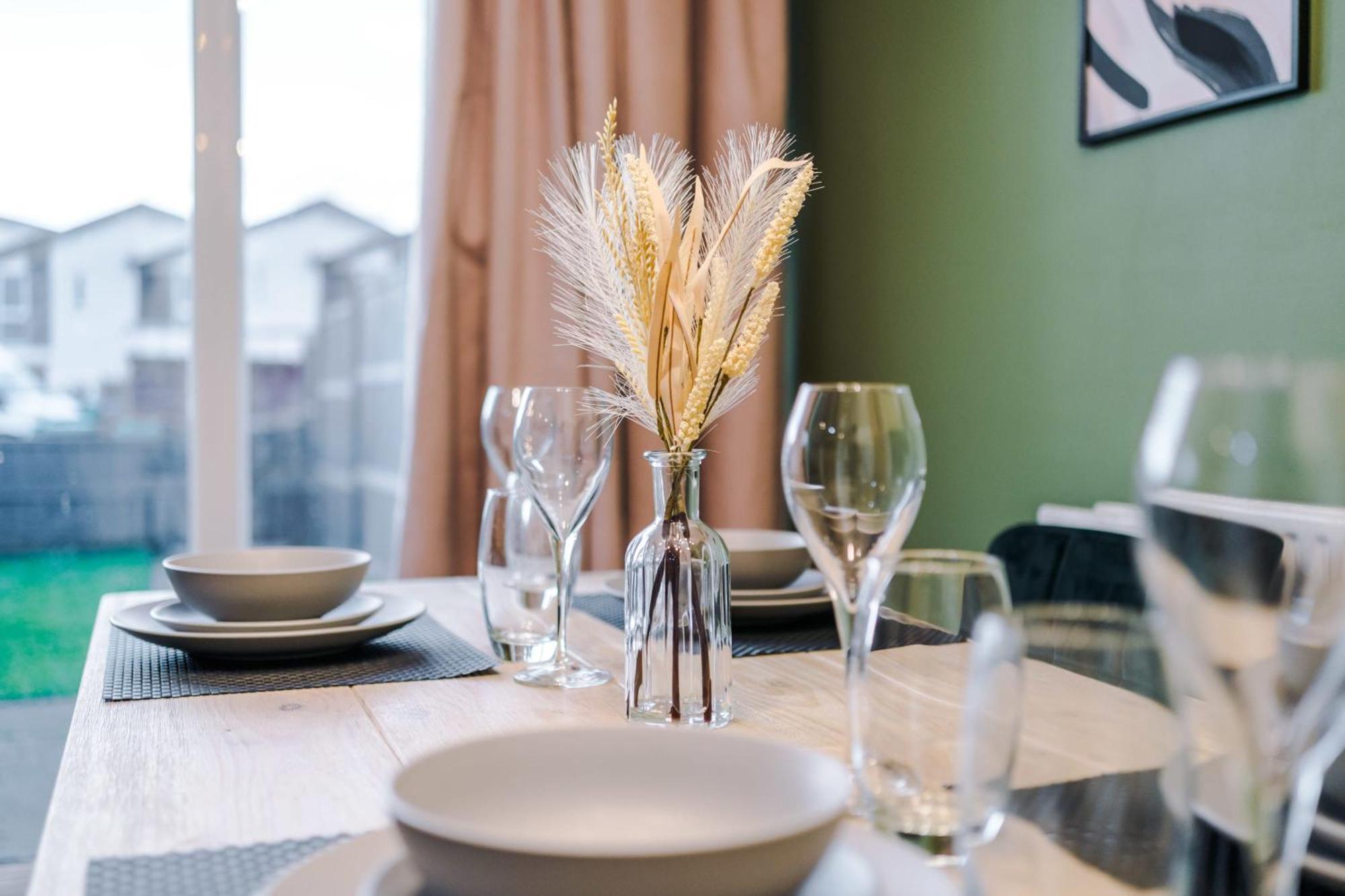 Willa Rest&Recharge At A Spacious Townhouse By The Etihad Manchester Zewnętrze zdjęcie
